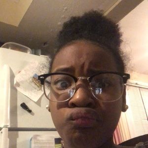 Meet your Posher, Moriah